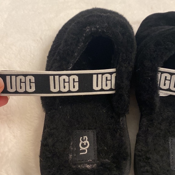 UGG women’s fluff yeah slippers (close toed) - Picture 2 of 5